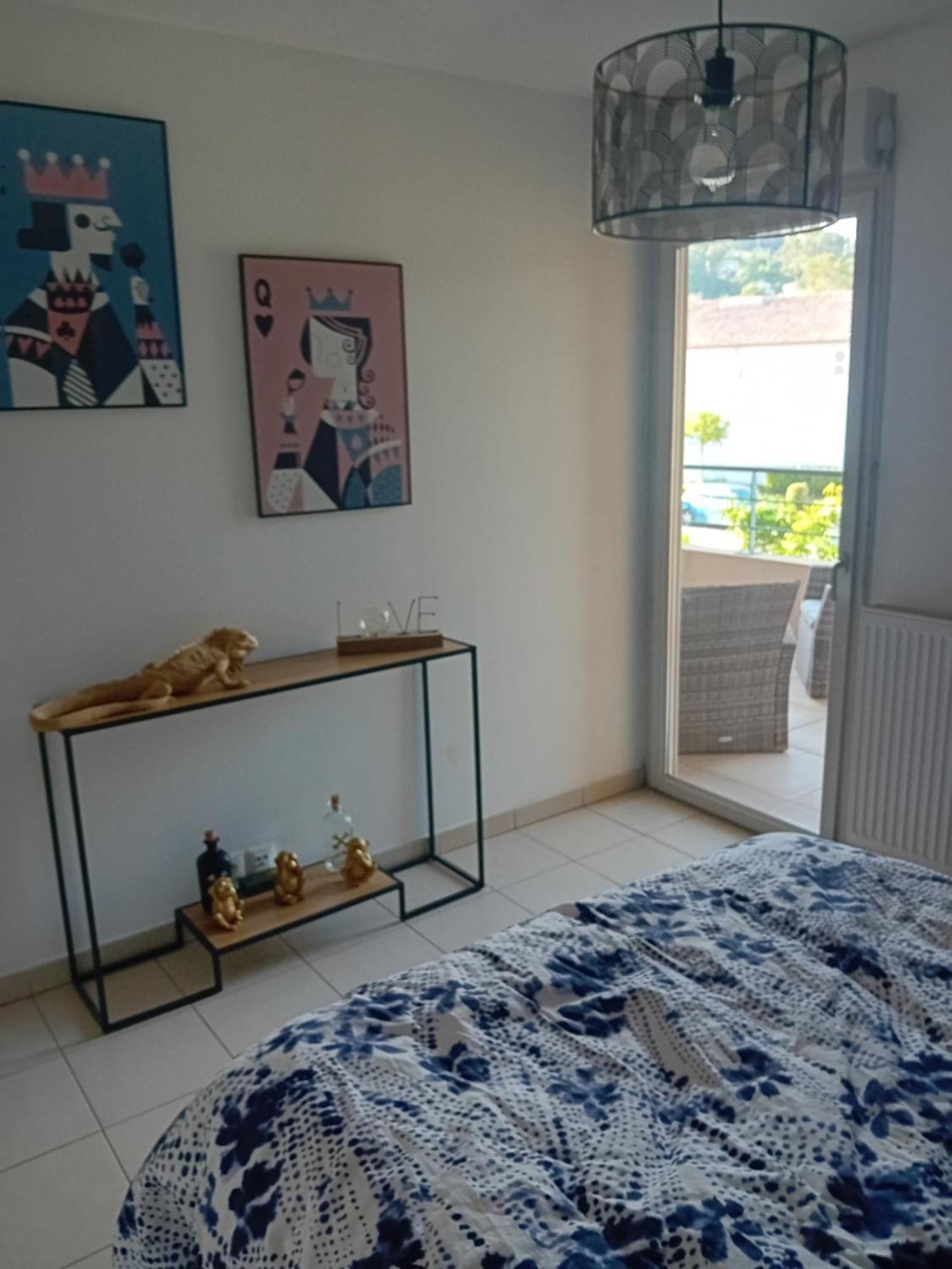 Superbe Appartement T2 Cuers Εξωτερικό φωτογραφία